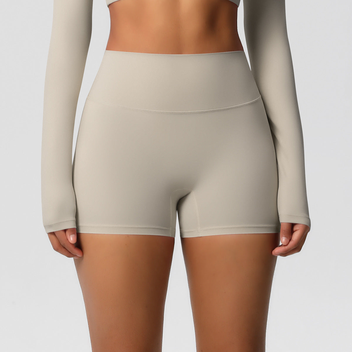 Frizzy high-waisted tight-fitting yoga shorts for running and fitness.