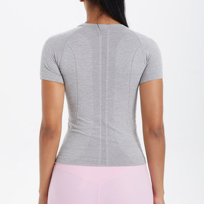 Seamless knitted breathable tight-fitting short-sleeved T-shirt for sports and fitness