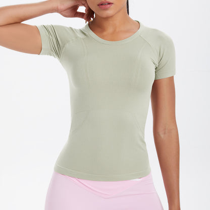 Seamless knitted breathable tight-fitting short-sleeved T-shirt for sports and fitness