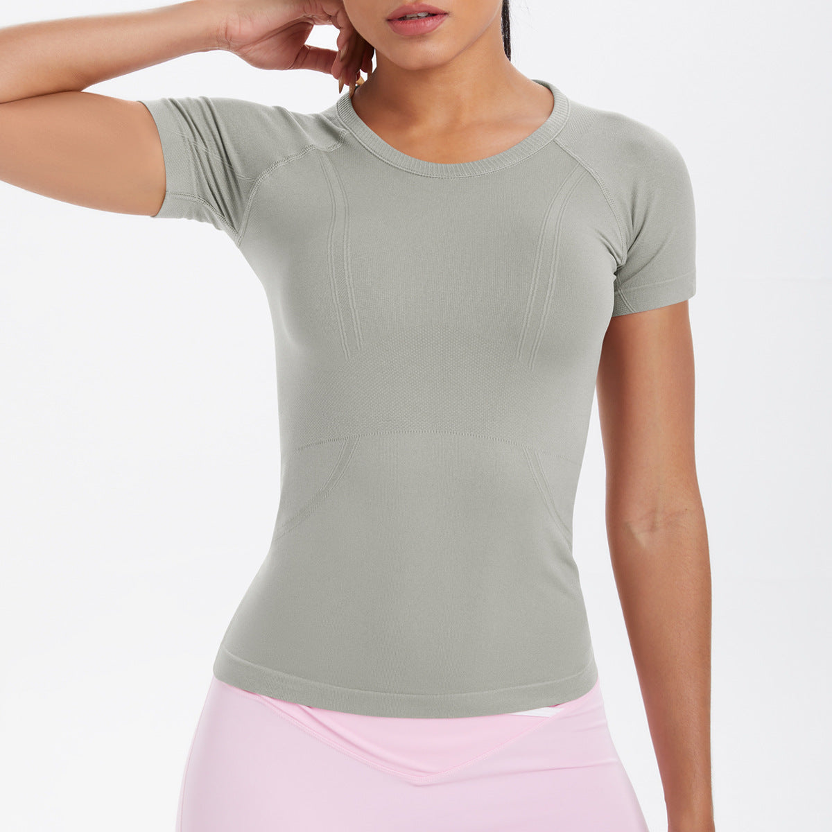 Seamless knitted breathable tight-fitting short-sleeved T-shirt for sports and fitness